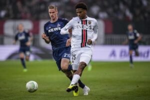 Jean-Clair Todibo saat berlaga di pertandingan Europa Conference League Group D antara OCG Nice dan FC Koln di Allianz Riviera stadium di Nice, Kamis (08/09/2022)